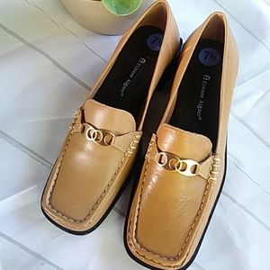 Etienne Aigner Brown leather shoes 7.5